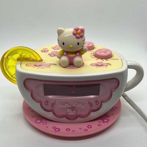 Hello Kitty Other Vtg Sanrio Hello Kitty Teacup Alarm Clock Poshmark